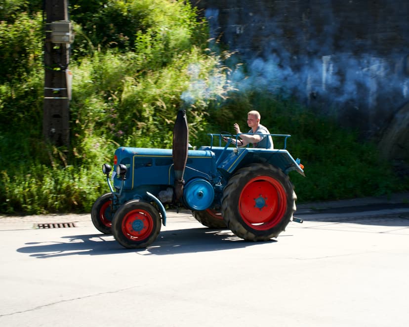 Tracteur ancien 2