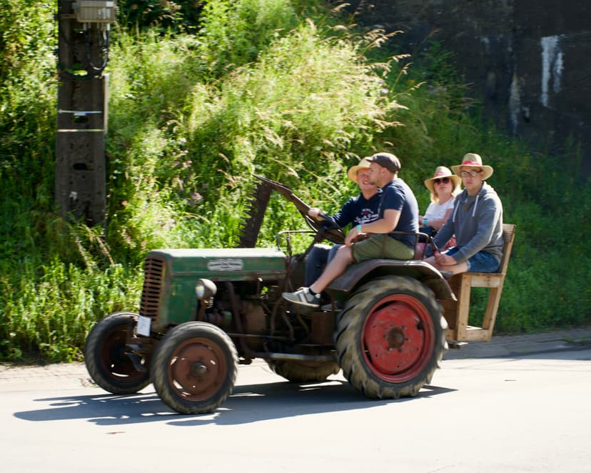 Tracteur ancien 9