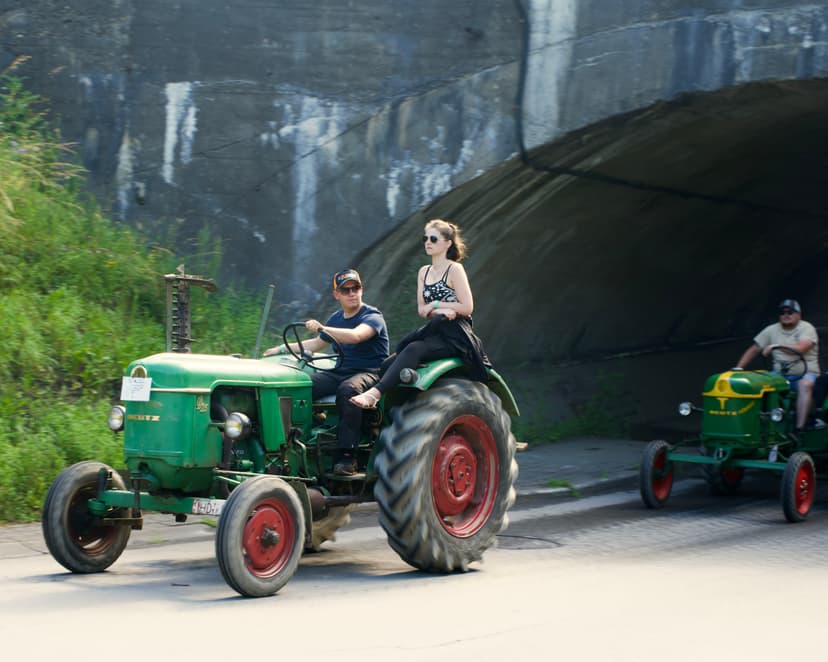 Tracteur ancien 11